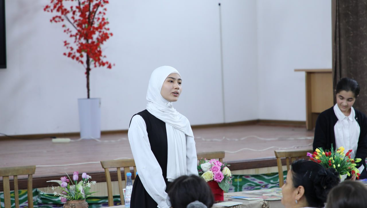 Milliy markaz vakili maktabda uchrashuv o‘tkazdi