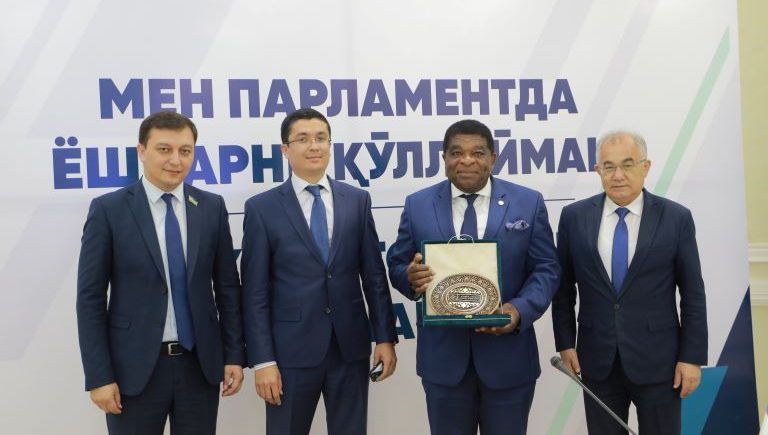 Yoshlarning huquqlari va manfaatlarini himoya qilish masalalari ko'rib chiqildi