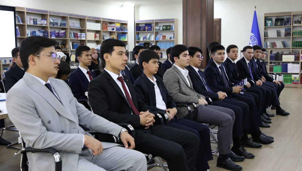 BMTNING RIVOJLANIŞ HUQUQI TÖĞRISIDAGI DEKLARATSIYASINING 40 YILLIGIGA BAĞIŞLANGAN  DAVRA SUHBATI