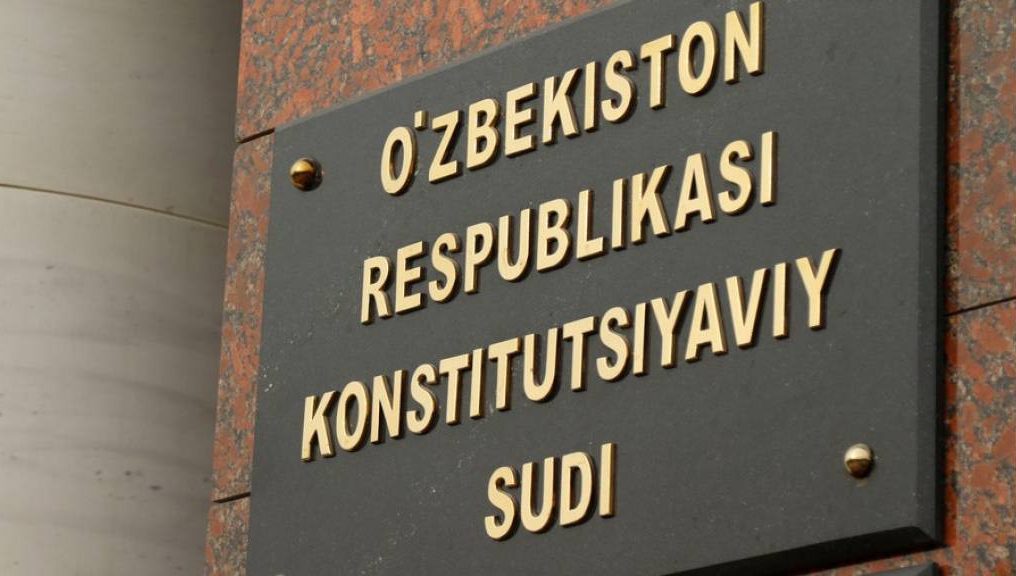 Advokatning yuridik xizmat xodimi sifatidagi faoliyatiga oid normalar Konstitutsiyaga to‘la mos keladi