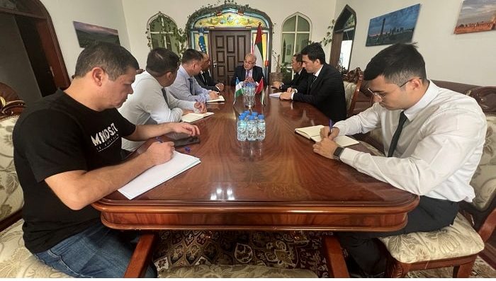 Konstitutsiyaviy komissiya raisi BAAda vatandoshlar bilan uchrashdi