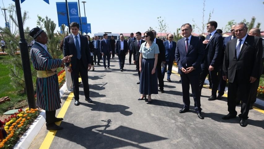 Qarshi shahrida zamonaviy Suv sporti saroyi foydalanishga topshirildi