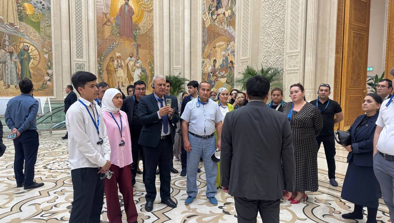 Milliy markaz xodimlari Islom sivilizatsiyasi markazini ziyorat qildilar