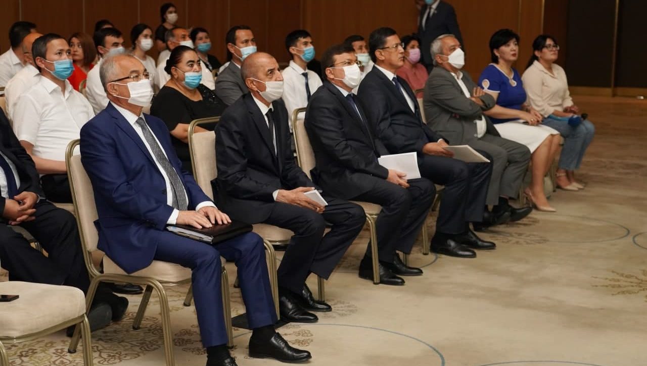 Istiqlolning 30 yillik to`yiga mo`jaz tuhfa