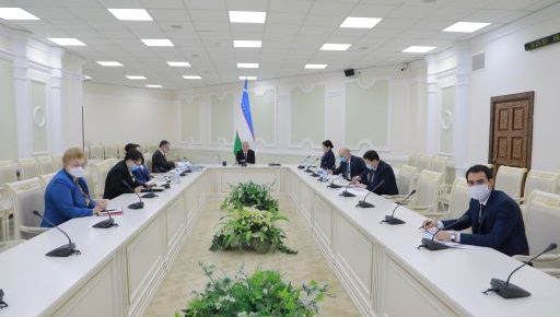 Inson huquqlari bo'yicha xalqaro majburiyatlarning bajarilishini nazorat qilishda parlamentlar roli