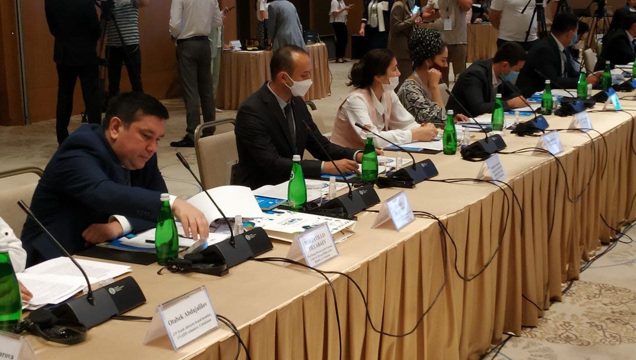 Yoshlar huquqlari bo'yicha butunjahon konferentsiyasi (Birinchi kun tafsilotlari - fotolavhalarda)