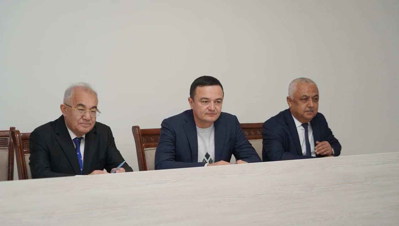 Qonunchilik palatasi deputati Akmal Saidov o‘z saylovchilari bilan uchrashuvlar o‘tkazmoqda