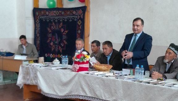 Baxmallik o‘quvchilar bilan Konstitutsiyamiz haqida uchrashuv o‘tkazildi