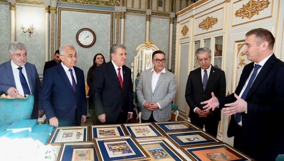 President of Azerbaijan National Academy of Sciences meets with Uzbek delegation