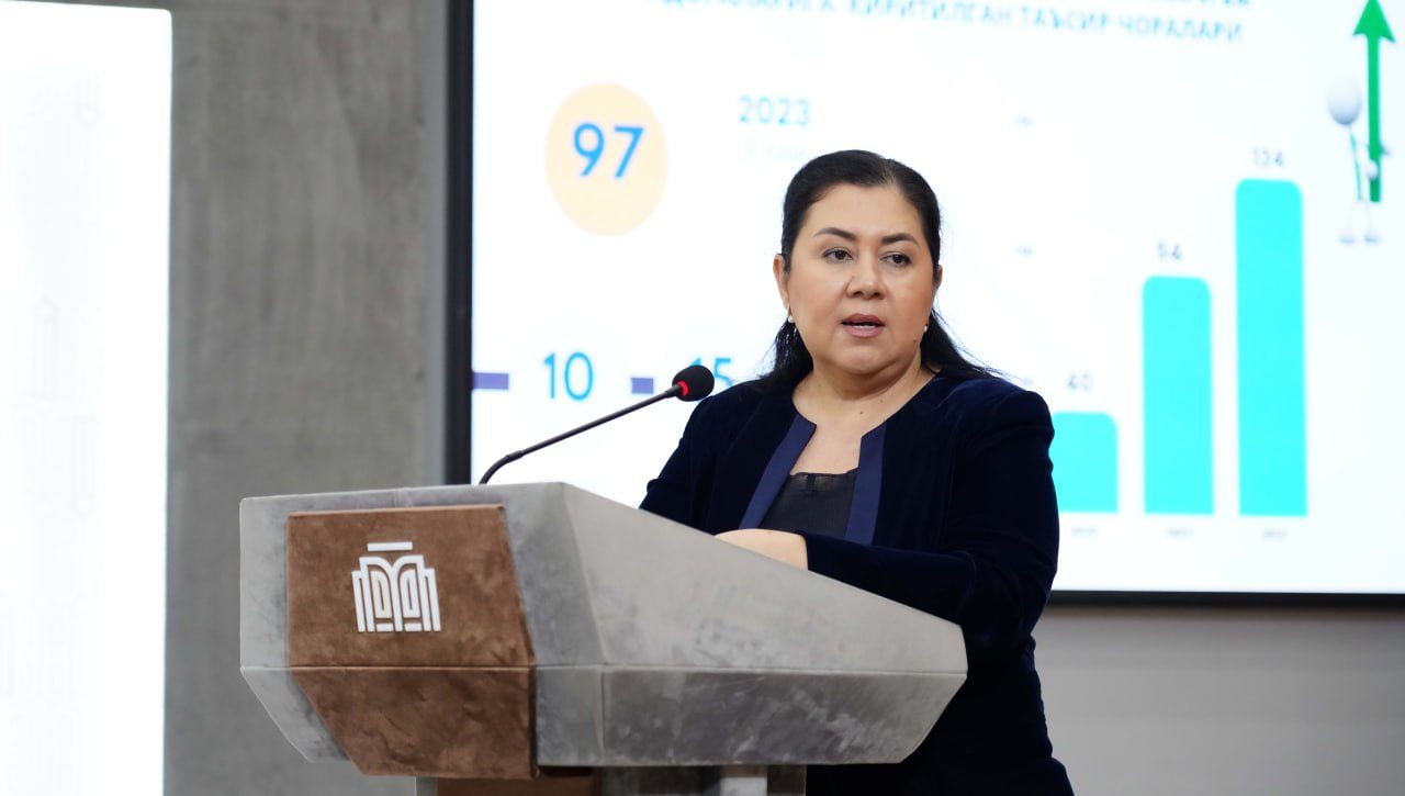 AOKAda “Inson huquqlarini himoya qilish sohasidagi davlat siyosati va mazkur sohada xalqaro majburiyatlarning bajarilishi masalalari” mavzusida tashkil etilgan o‘quv kursining ikkinchi kuni bo‘lib o‘tdi