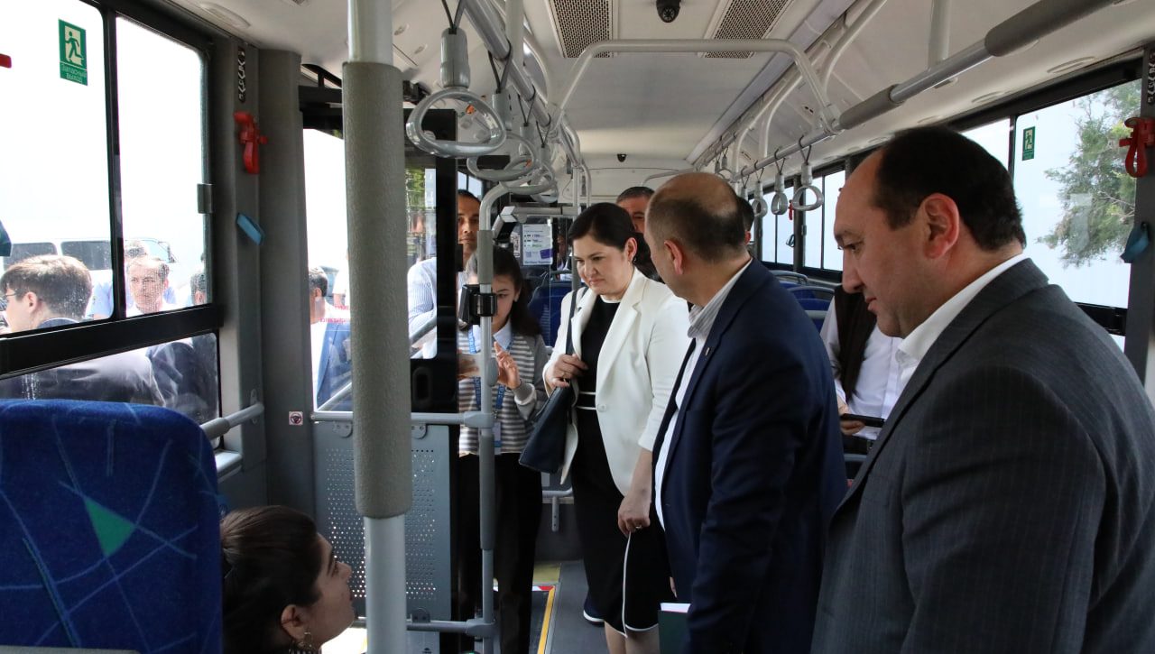 Haydovchilar va konduktorlarga nogironligi bo‘lgan shaxslarni qo‘llab-quvvatlashning muhimligi tushuntirildi