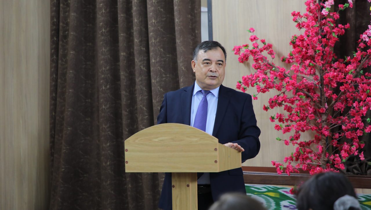 Milliy markaz vakili maktabda uchrashuv o‘tkazdi