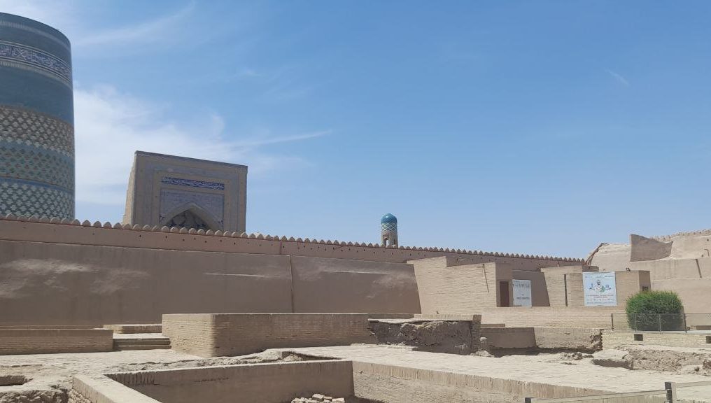 “Kezdik Ichan qal’ani...”