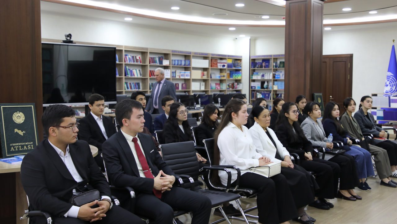 Konstitutsiya va inson huquqlari mavzusida mahorat darsi bo‘lib o‘tdi