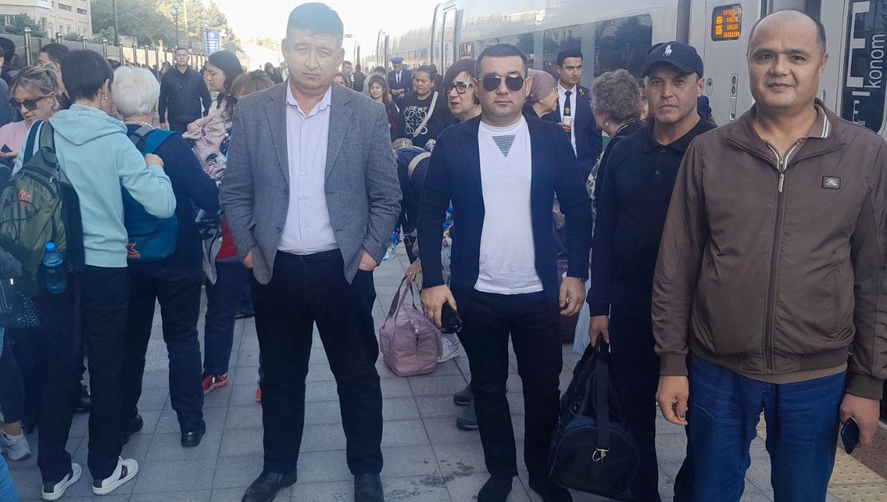 Milliy markaz xodimlarining Samarqand sayohati