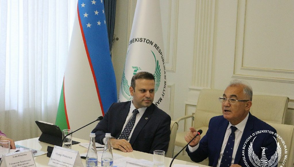 Jahon Konstitutsiyalarida bola huquqlariga oid qoidalar qanday aks etgan?