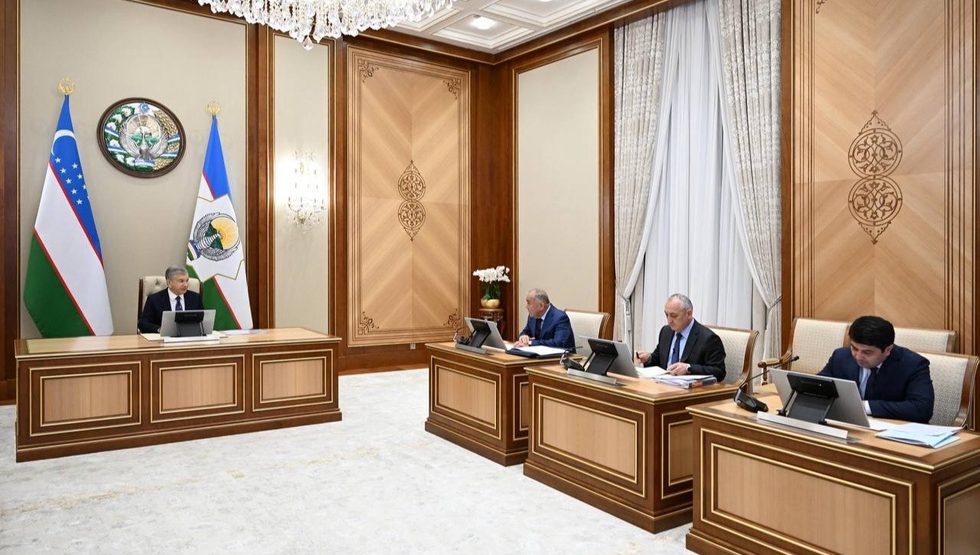 Neft va gaz tarmogʻiga doir topshiriqlar ijrosining borishi koʻrib chiqildi