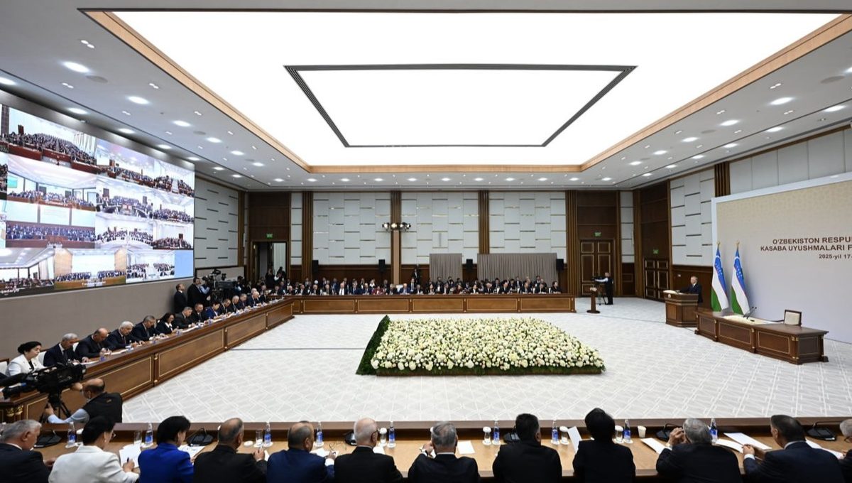 Prezident Shavkat Mirziyoyev Oʻzbekiston kasaba uyushmalari faollari bilan uchrashdi