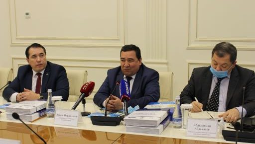 Milliy markazda taqdimot: Brayl alifbosida chop etilgan yangi nashrlar
