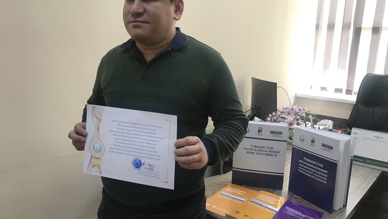 Brayl yozuvidagi huquqiy nashrlar “Kitobxonlik haftaligi” doirasida beg'araz tarqatildi