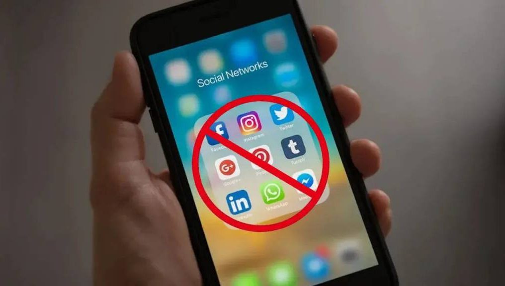 Avstraliya 16 yoshgacha bo‘lgan bolalarga ijtimoiy tarmoqlarda sahifa ochishni taqiqlamoqchi