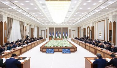 Iqtisodiyotda yuqori oʻsishni taʼminlash va aholi farovonligini oshirish boʻyicha ustuvor vazifalar belgilandi