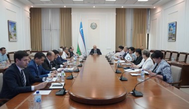 Qonunchilik palatasida ijtimoiy tarmoqlardagi faoliyatni tartibga solish bo‘yicha normativ mexanizmlar muhokama qilindi