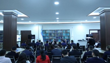 Инсон ҳуқуқлари соҳасидаги таълим ривожига хизмат қиладиган китоблар тақдимоти
