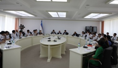 “Odil sudlovni amalga oshirishda inson huquqlarini ta’minlash” mavzusidagi yozgi maktab o‘z ishini boshladi