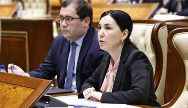 Senatda Bolalar ombudsmaniga oid qonun ma’qullandi