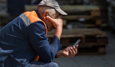 Rossiyada migrantlarni mobil ilova orqali kuzatish to‘g‘risidagi qonun qabul qilindi