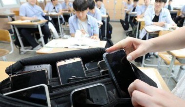 Seul maktablarida telefondan foydalanish butunlay taqiqlandi