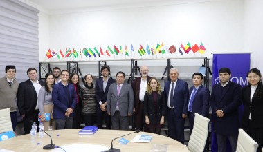Milliy markazda Chikago universiteti professori va talabalari bilan muloqot