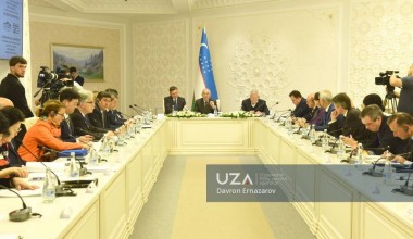 Yangilanayotgan Konstitutsiya borasida xalqaro davra suhbati bo‘lib o‘tdi