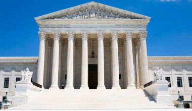 Эксперты ООН встревожены возобновлением депортаций из США мигрантов в третьи страны