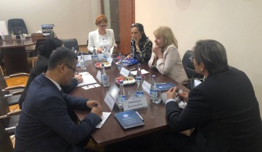 Ombudsman Yevropa Ittifoqining Markaziy Osiyo bo‘yicha maxsus vakili bilan uchrashdi