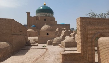 “Kezdik Ichan qal’ani...”