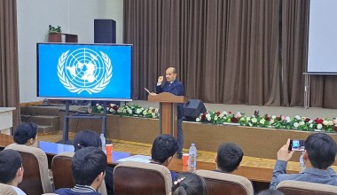 “INSON HUQUQLARI” HAFTALIGI DOIRASIDAGI DAVRA SUHBATLARI DAVOM ETMOQDA