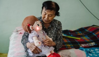 Janubiy Koreyada nevaralar o'rnini robotlar egallamoqda