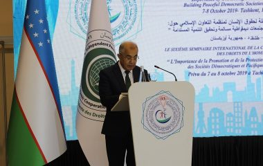 “Tinchliksevar, demokratik jamiyatlar barpo etish va barqaror rivojlanish yo'lida yoshlar huquqlarini rag'batlantirish va himoya qilishning ahamiyati” Mavzusidagi xalqaro seminardan fotolavhalar, 2019 yil 7-8 oktyabr
